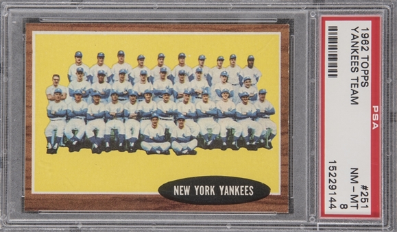1962 Topps #251 New York Yankees Team – PSA NM-MT 8 